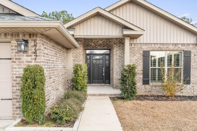 Foto del edificio - 5747 Marigold Loop