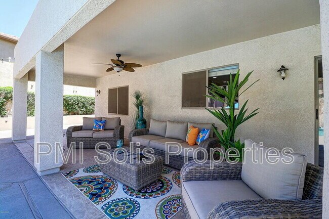 Foto del edificio - 13412 W Annika Dr