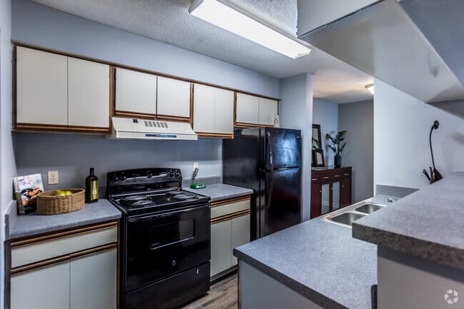 Interior Photo - Stone Ridge at Germantown Falls