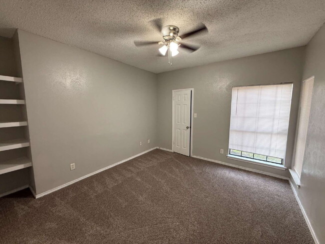 Photo - 9601 Forest Ln Apartment