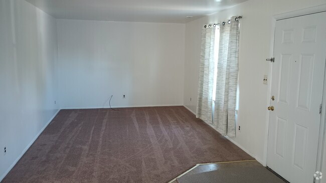 Building Photo - 1331 N Black Horse Pike