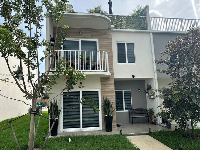 Foto del edificio - 14462 SW 259th St