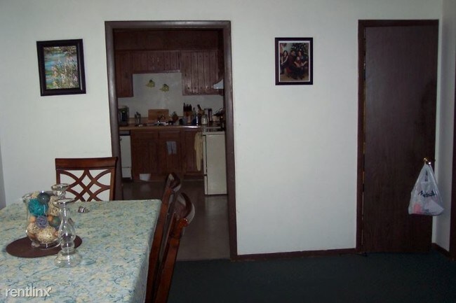 Building Photo - 3 br, 1 bath Apartment - 5 Windy Hill Road