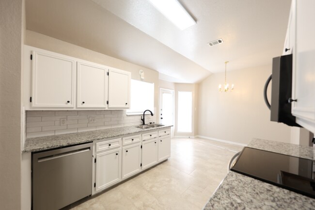 Foto del edificio - 2100 Wheeler Ave