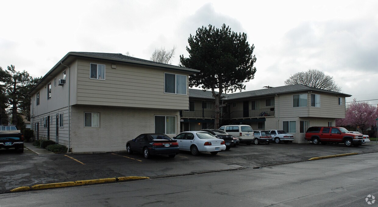 Primary Photo - 755 Davidson St SE