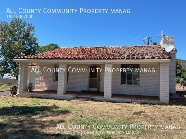 Building Photo - 9383 Oak Glen Rd