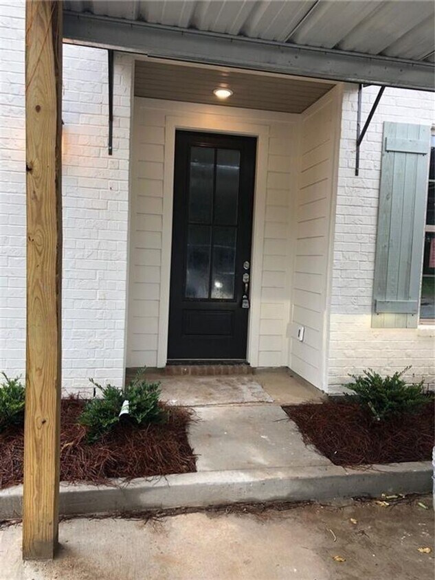 Primary Photo - Brand New Townhome for lease Available 1/4...