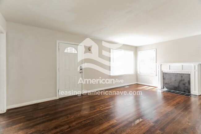 Foto del edificio - 9040 Belvoir Dr