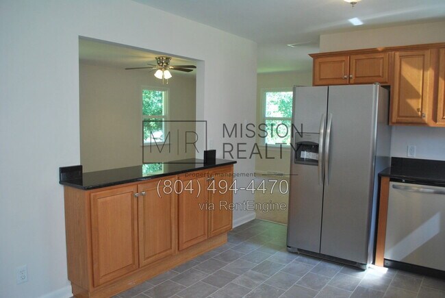 Foto del edificio - 8030 Willow Ave