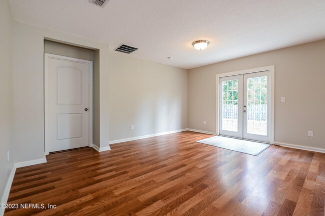 Building Photo - 65089 Lagoon Forest Dr