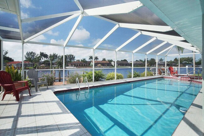 Foto del edificio - 602 SW 56th St