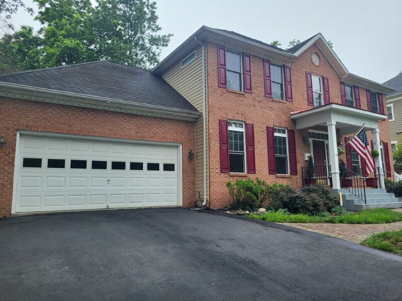 Primary Photo - 106 Ayr Hill Ave NW