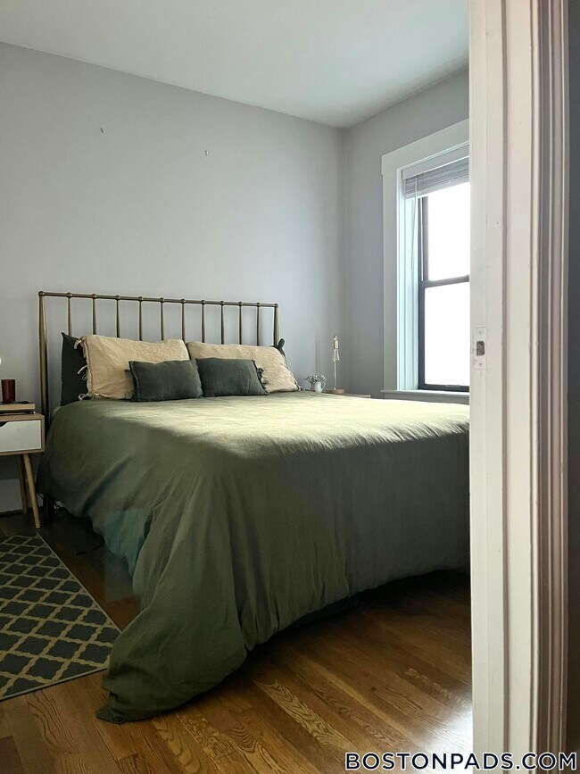 Foto del edificio - 90 Warrenton St
