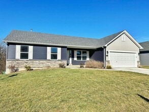 Building Photo - 350 Hammerstone Dr