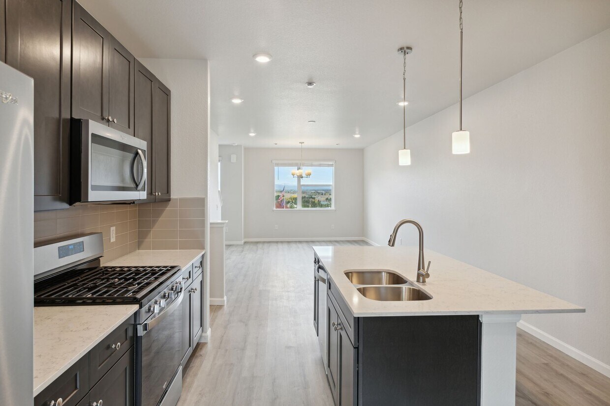 Primary Photo - Brand new luxury style 2bd, 2ba townhome i...