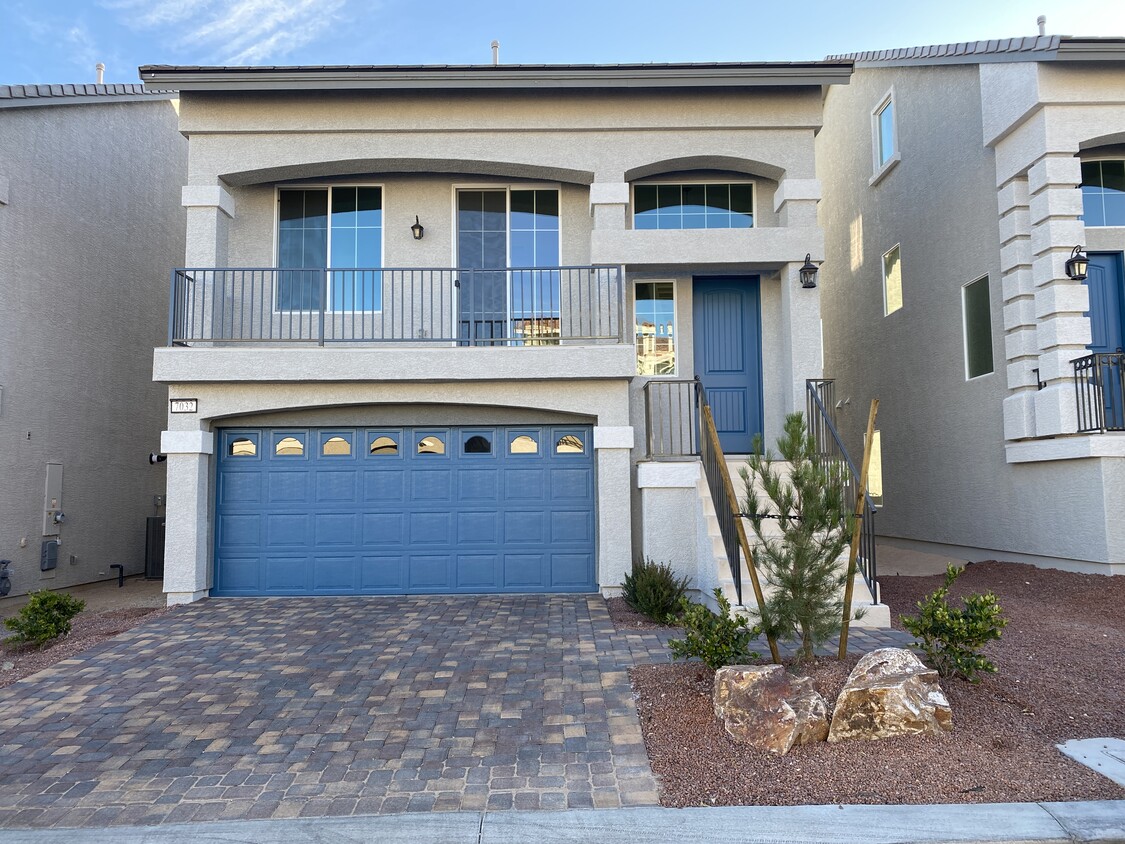 Foto principal - 7032 Adler Falls St