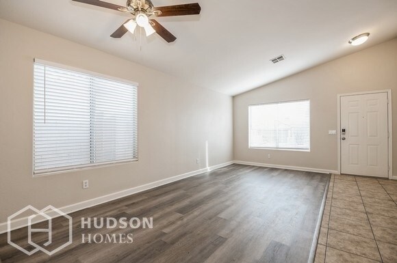 Building Photo - SELF TOUR NOW! - 3006 W Melinda Ln, Phoeni...