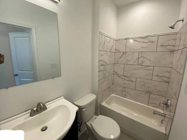 Foto del edificio - 2207 Lamley St