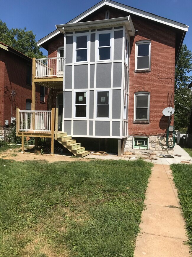 Foto del edificio - 3920 Dover Pl