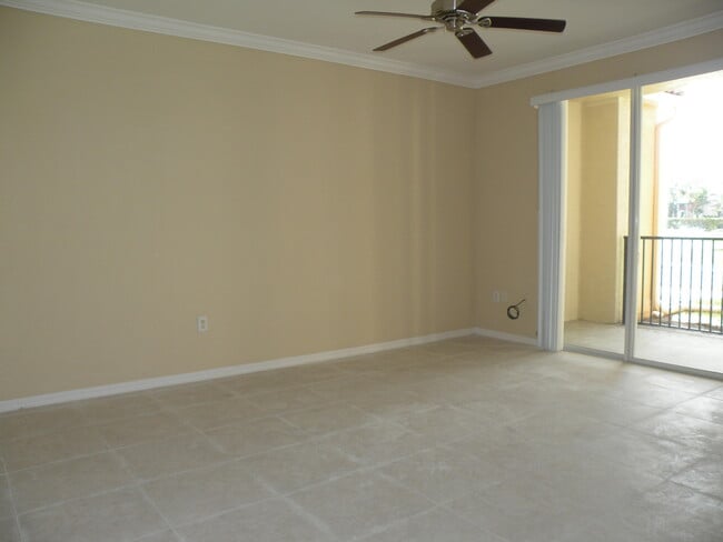 Building Photo - 15025 Michelangelo Blvd