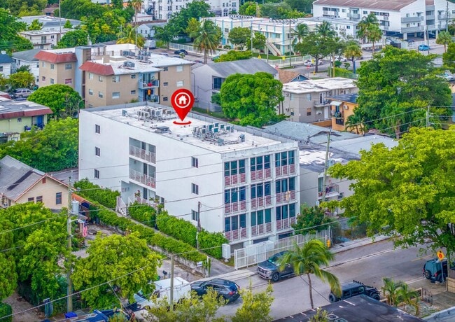 Building Photo - 444-542 SW 3rd Street - 446 SW 3rd Street, Unit 6, Miami, FL