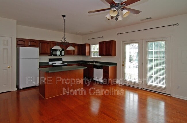 Foto del edificio - 18646 Shawnee Ridge Rd