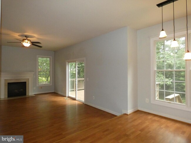 Building Photo - 12050 Waples Mill Rd