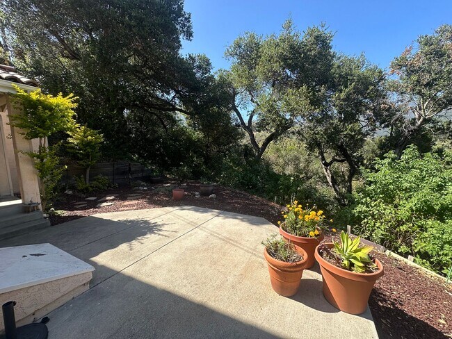 Foto del edificio - Serene and Private 1 bdrm