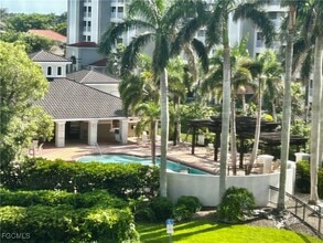 Building Photo - 11640 Court of Palms