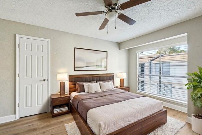 Bellecour Crossings - Bellecour Crossings Apartments