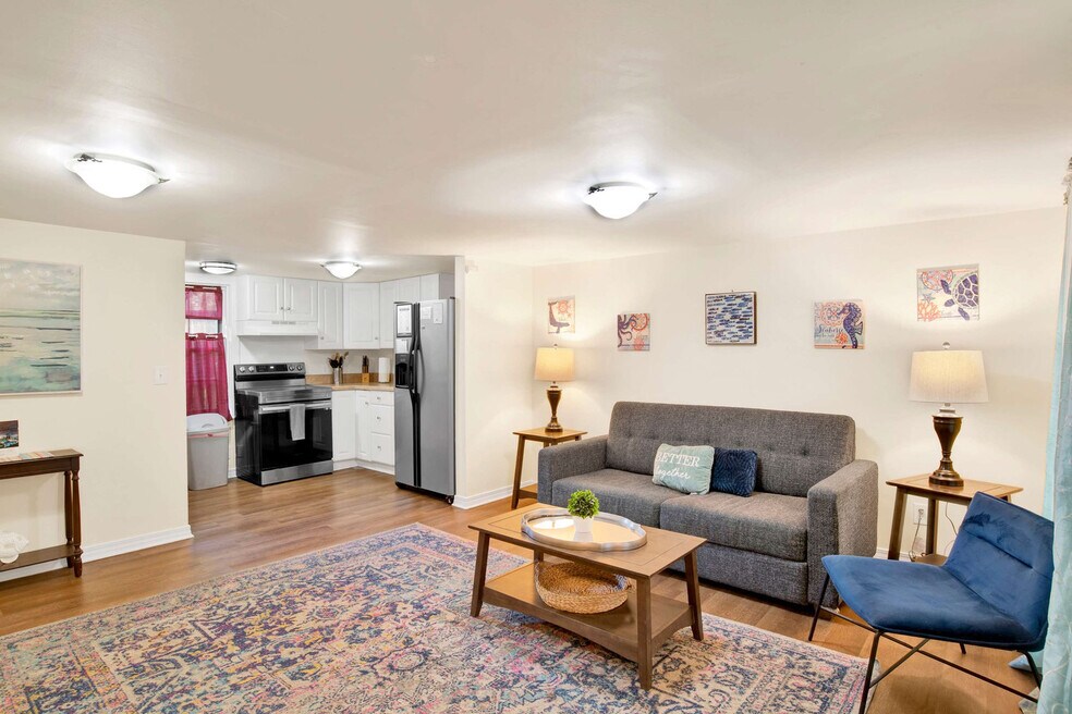 1141 Montauk Ave