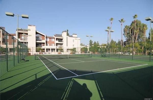 Tennis court - 5535 Canoga Ave