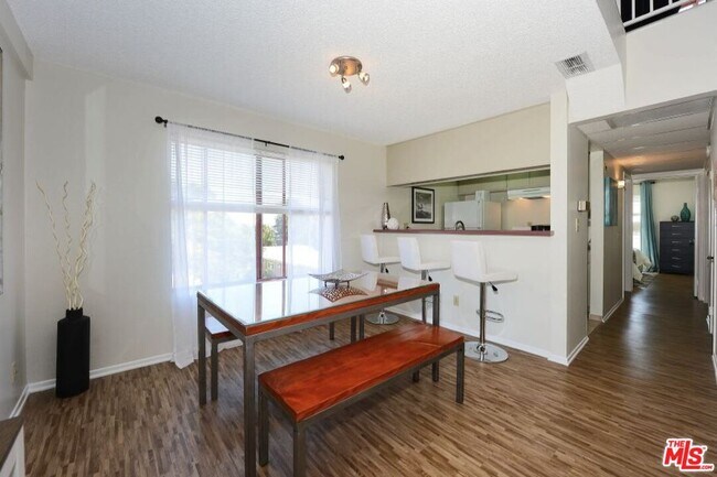 Foto del edificio - 3600 Bagley Ave