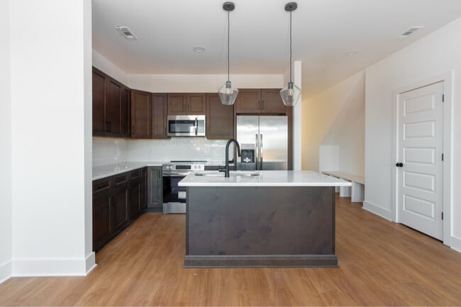 Building Photo - 115 High Pk Cir