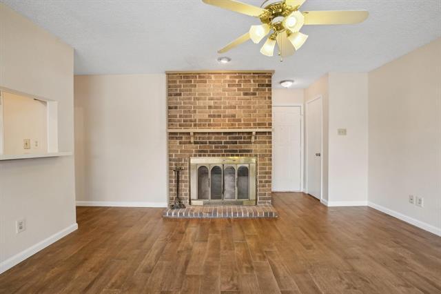 Building Photo - 1301 Memory Ln