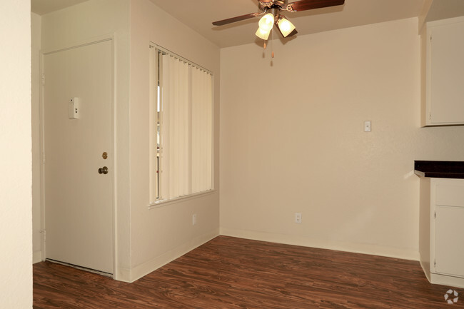 2 Bedroom: Dining Room - Blossom Oaks Apartments