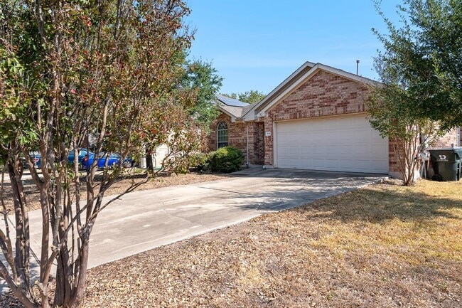 Foto del edificio - 208 Pecanwood S