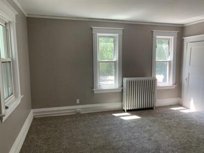 Foto del edificio - 114 W Summit Ave