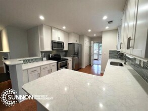 Building Photo - 616 Herrin Ave
