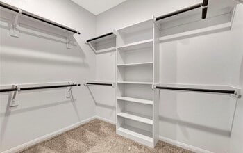 Building Photo - 16104 Oregon Oak Dr