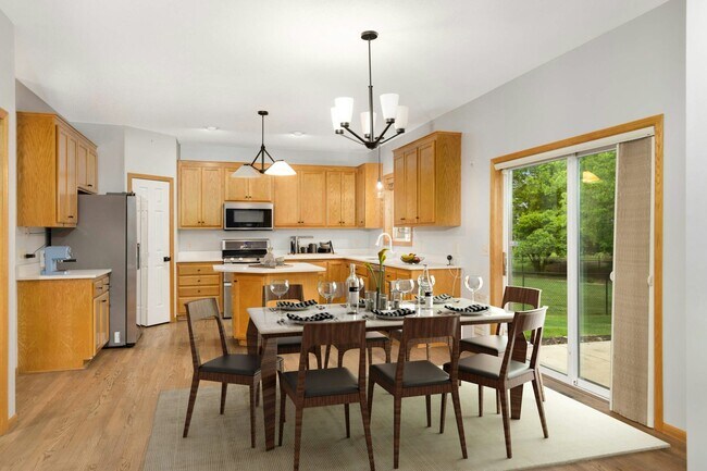 Building Photo - 10935A Eagle View Place