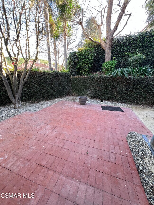 Foto del edificio - 4783 Rhapsody Dr