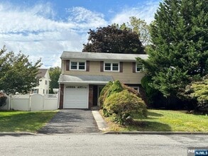Building Photo - 175 Veterans Dr