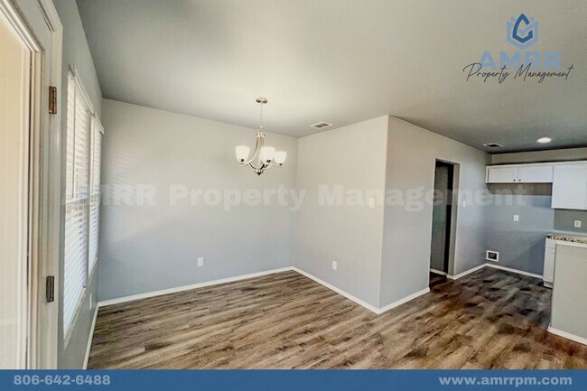 Foto del edificio - 3 Bedroom Home Available SOON