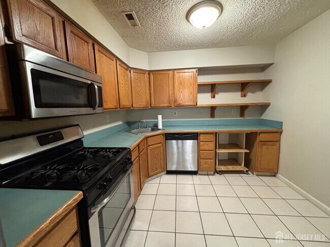 Foto del edificio - 62 Colleen Ct