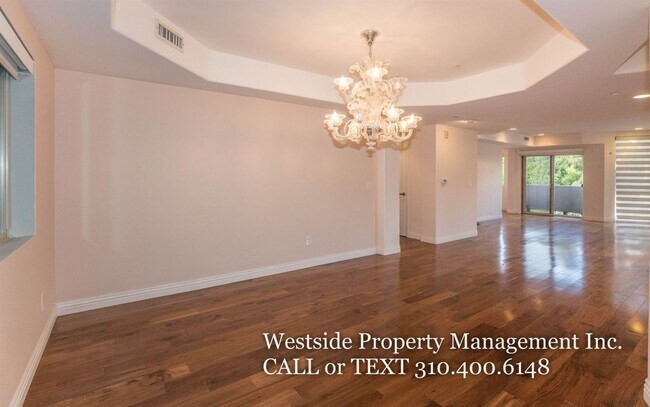 Building Photo - 2 br, 2.5 bath House - 11766 W. Sunset Blv...