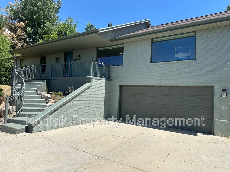 Primary Photo - 932 Northridge Dr