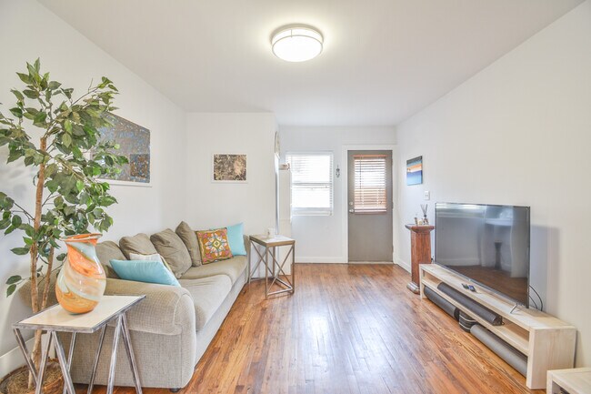 Foto del edificio - 571 Formwalt St SW