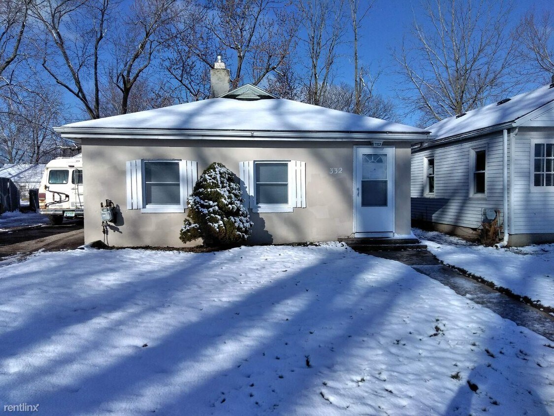 332 Hungerford St, Lansing, MI 48917 House Rental in Lansing, MI