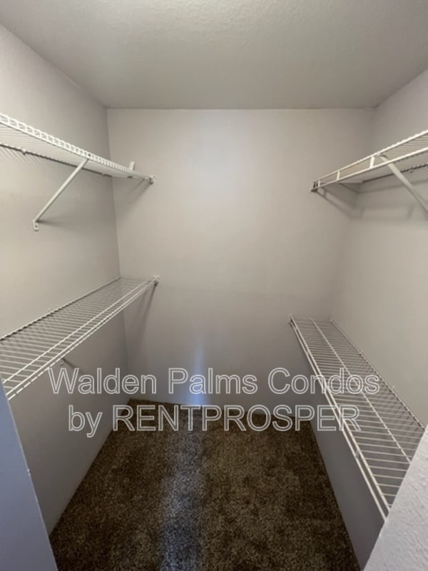 Foto del edificio - 4720 Walden Cir